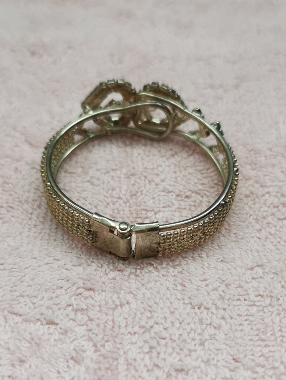Bundle bracelet. - Picture 3 of 8